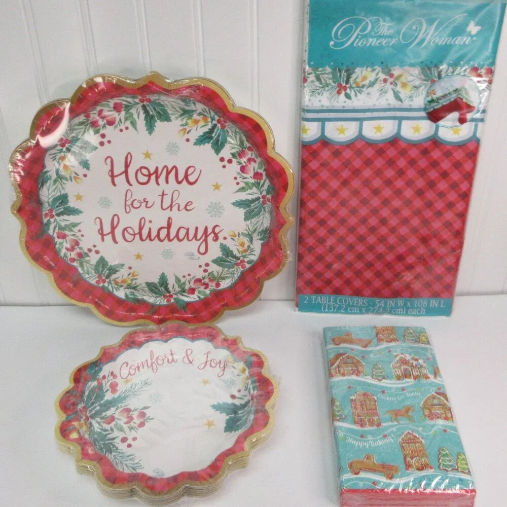 Pioneer Woman Christmas Holidays Party Supplies Plates Napkins for 16 Guests New